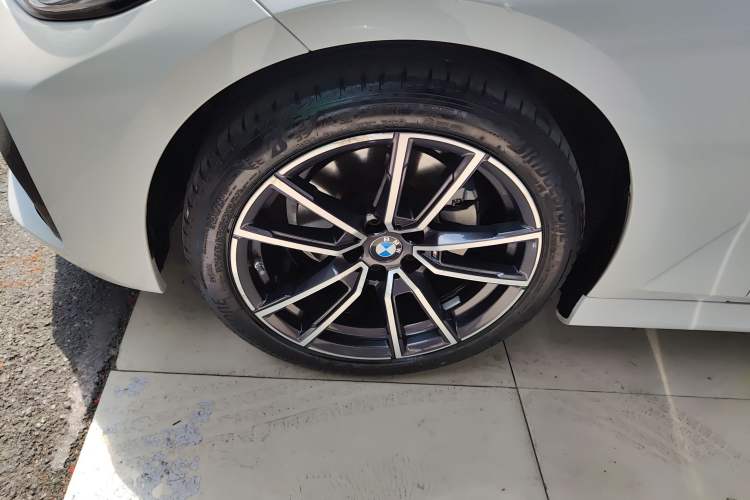 Used BMW 3 Series 2022 325Li M Sport Package Exterior 1