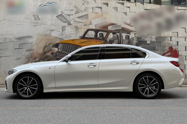 Used BMW 3 Series 2022 325Li M Sport Package Exterior 2