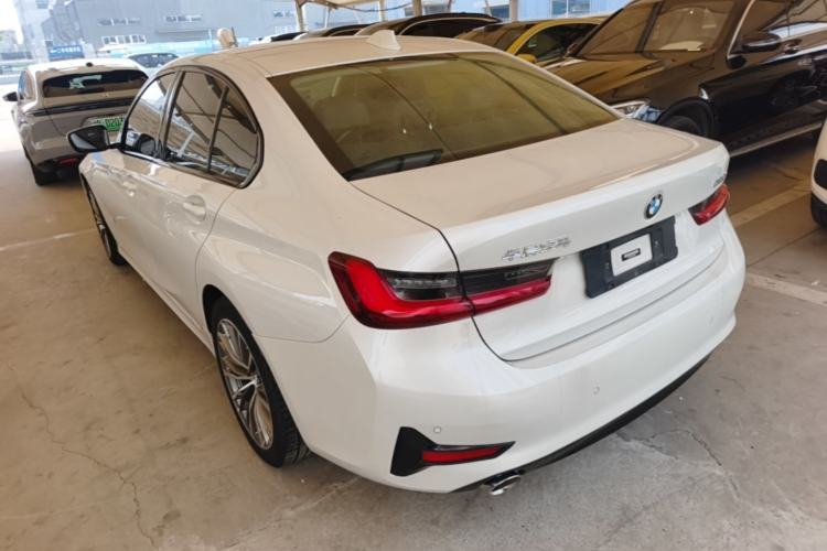 Used BMW 3 Series 2022 Updated 320i Sport Package Exterior 2