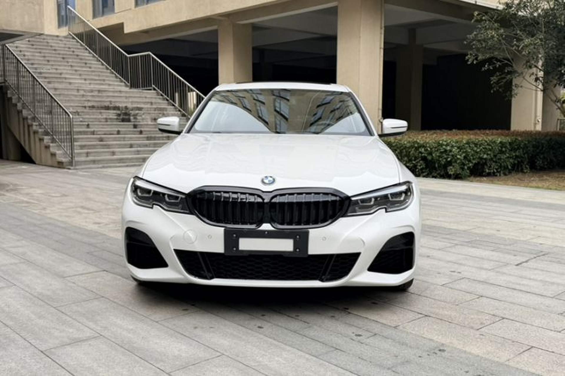 Used BMW 3 Series 2022 320Li M Sport Package Exterior 2