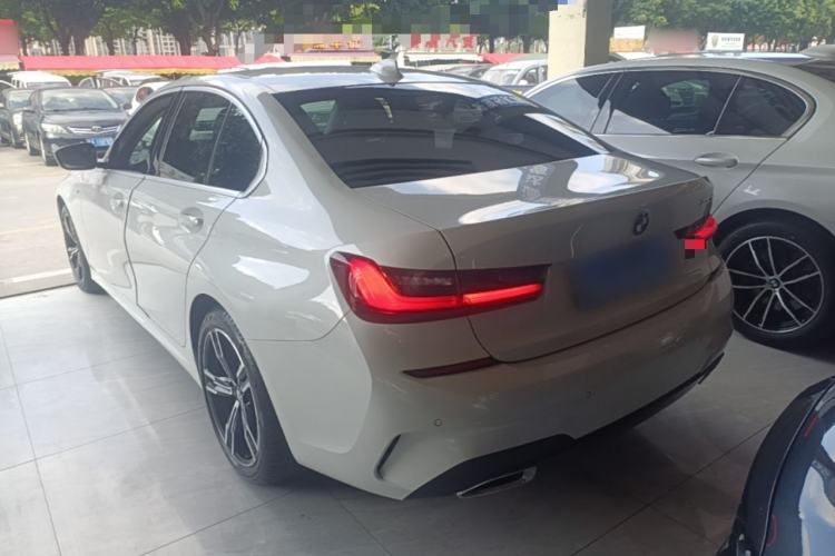 Used BMW 3 Series 2022 325i M Sport Package Exterior 2