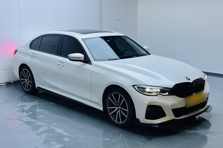 Used BMW 3 Series 2022 325Li M Sport Package Exterior 2