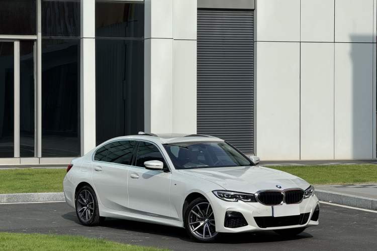 Used BMW 3 Series 2022 320Li M Sport Package Exterior 2