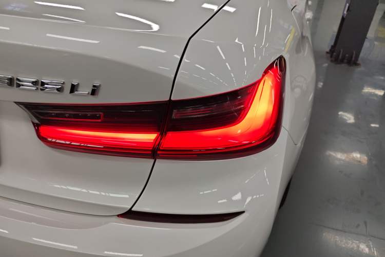 Used BMW 3 Series 2022 325Li M Sport Package Exterior 3
