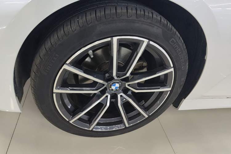 Used BMW 3 Series 2022 325Li M Sport Package Exterior 4