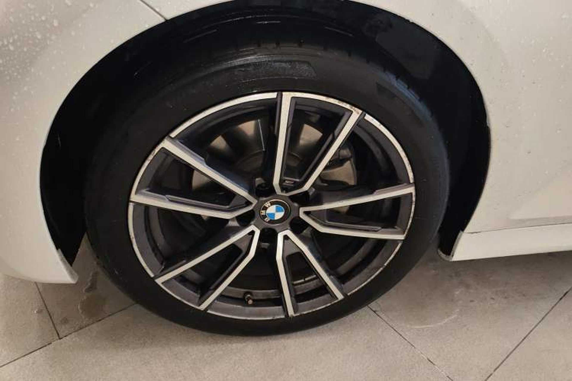 Used BMW 3 Series 2022 320Li M Sport Package Exterior 4