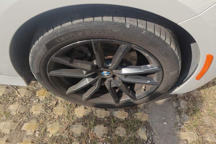 Used BMW 3 Series 2022 Restyled 320Li M Sport Package Exterior 4