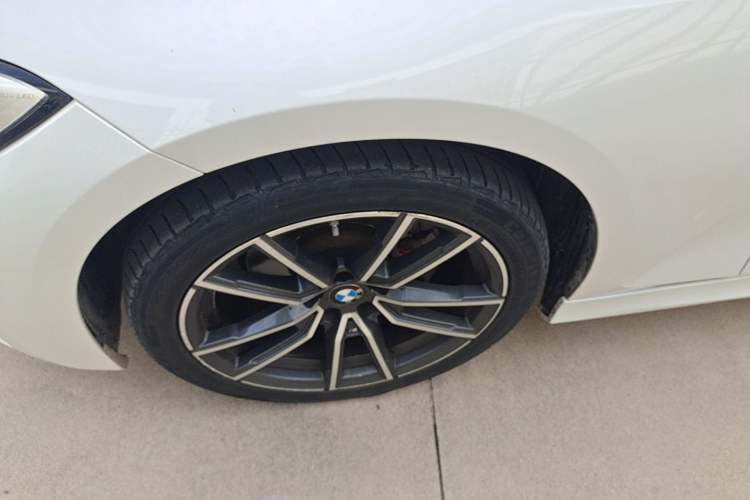 Used BMW 3 Series 2022 325Li M Sport Package Exterior 4