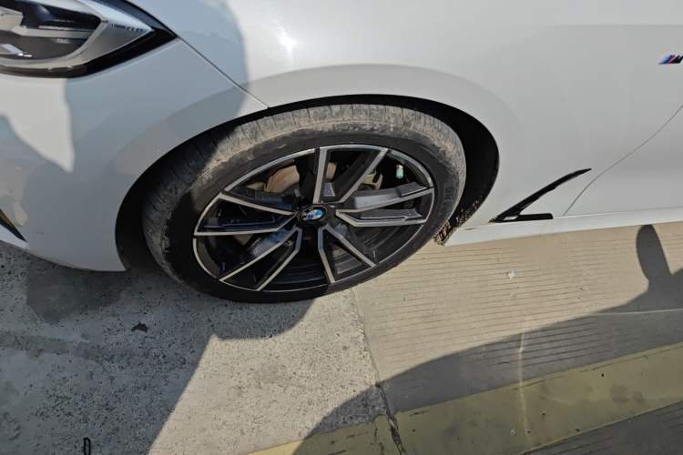 Used BMW 3 Series 2022 325Li M Sport Package Exterior 4