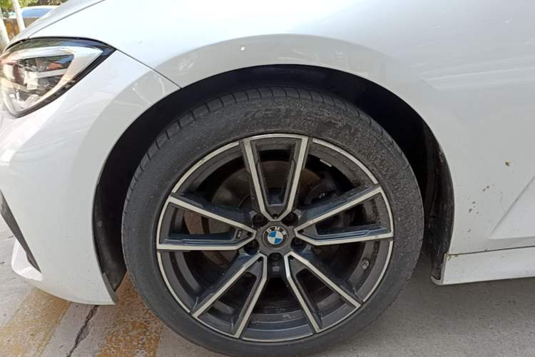 Used BMW 3 Series 2022 325Li M Sport Package Exterior 4