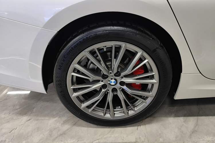 Used BMW 3 Series 2022 325i M Sport Night Edition Package Exterior 5