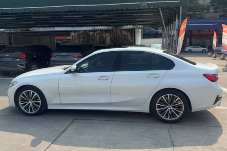 Used BMW 3 Series 2022 320i Sport Package Exterior 5