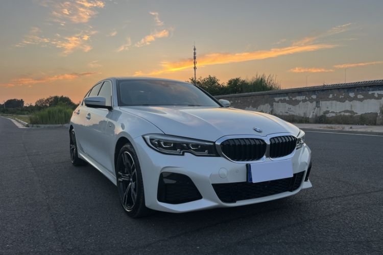 Used BMW 3 Series 2022 325i M Sport Package Exterior 6