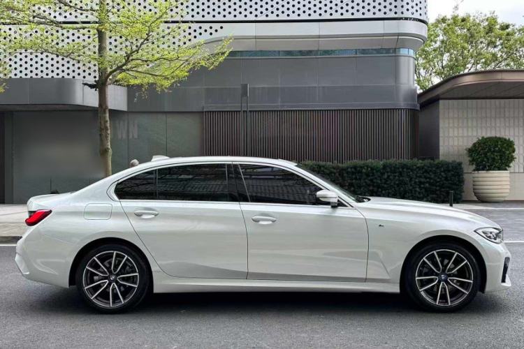 Used BMW 3 Series 2022 325Li M Sport Package Exterior 6