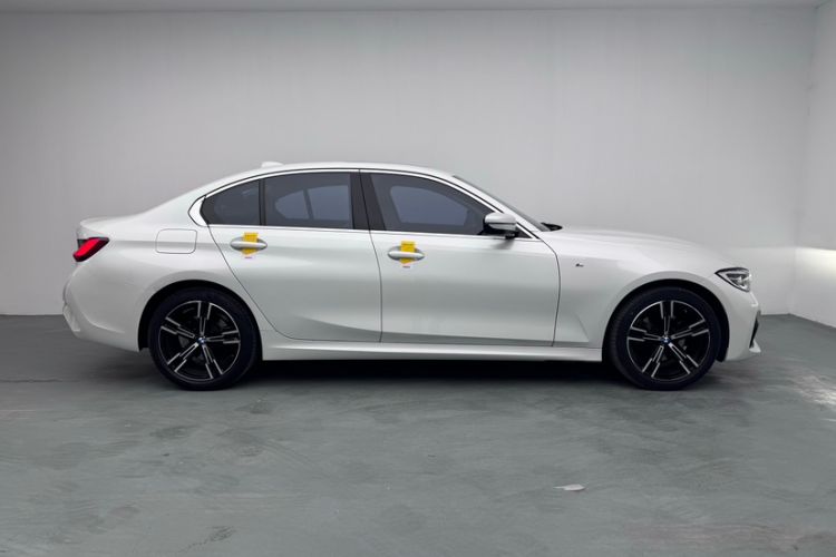 Used BMW 3 Series 2022 325i M Sport Package Exterior 6