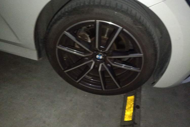 Used BMW 3 Series 2022 Updated 325Li M Sport Package Exterior 7