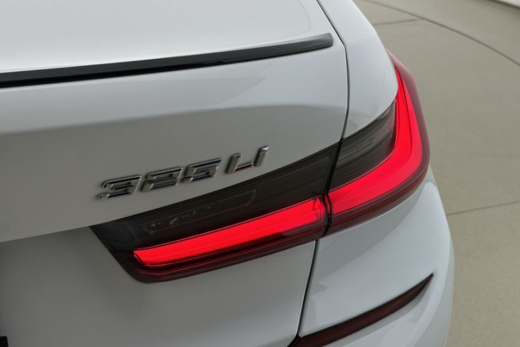 Used BMW 3 Series 2022 Restyled 325Li M Sport Night Edition Package Exterior 7