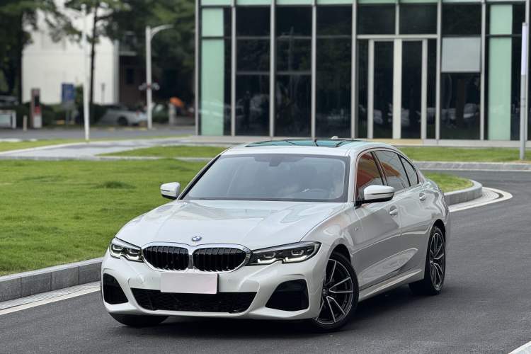 Used BMW 3 Series 2022 320Li M Sport Package Exterior 9