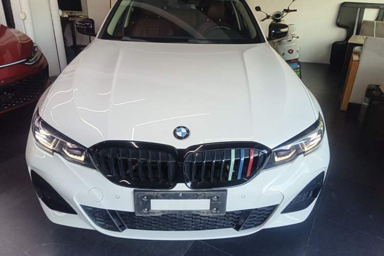 Used BMW 3 Series 2022 325i M Sport Night Edition Package Front