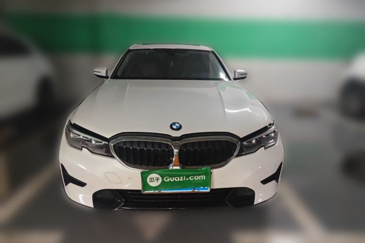 Used BMW 3 Series 2022 Updated 320i Sport Package Front