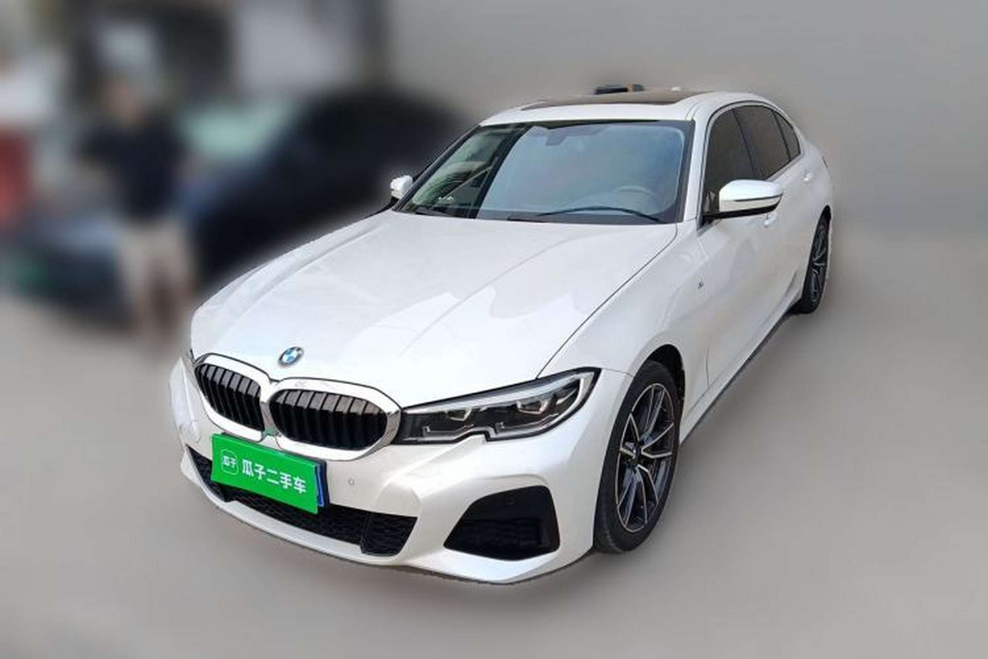 Used BMW 3 Series 2022 320Li M Sport Package Front Left 45 Deg