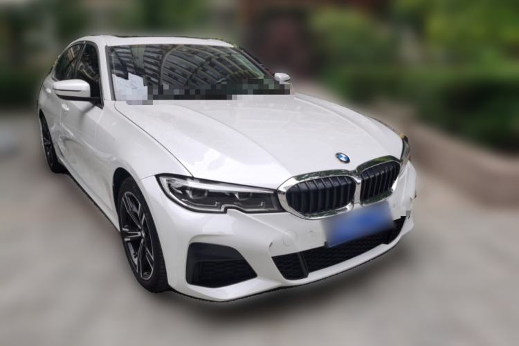 Used BMW 3 Series 2022 325i M Sport Package Front Right 45 Deg