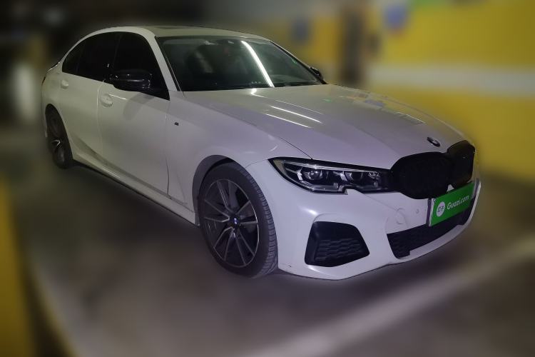 Used BMW 3 Series 2022 325Li M Sport Package Front Right 45 Deg