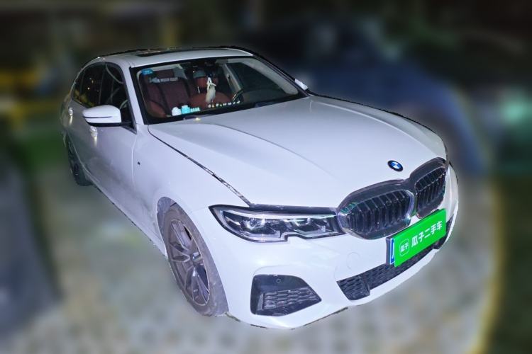 Used BMW 3 Series 2022 320Li M Sport Package Front Right 45 Deg