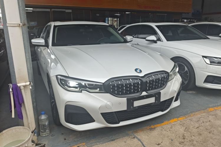 Used BMW 3 Series 2022 325Li M Sport Package Front Right 45 Deg