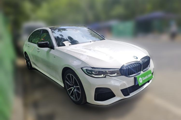 Used BMW 3 Series 2022 325Li M Sport Package Front Right 45 Deg