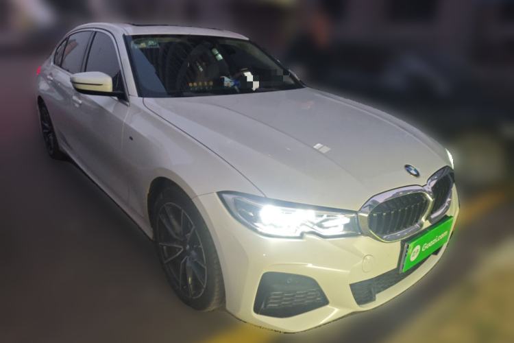 Used BMW 3 Series 2022 325Li M Sport Package Front Right 45 Deg