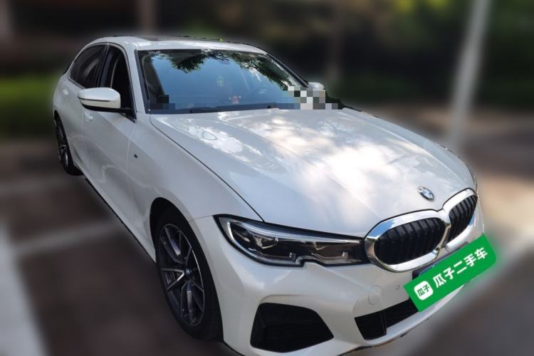 Used BMW 3 Series 2022 325Li M Sport Package Front Right 45 Deg