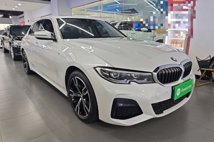 Used BMW 3 Series 2022 325i M Sport Package Front Right 45 Deg