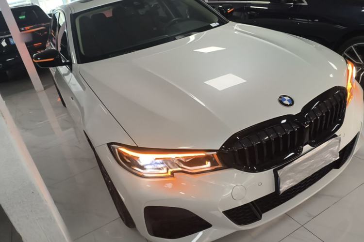 Used BMW 3 Series 2022 325Li M Sport Night Edition Package Front Right 45 Deg