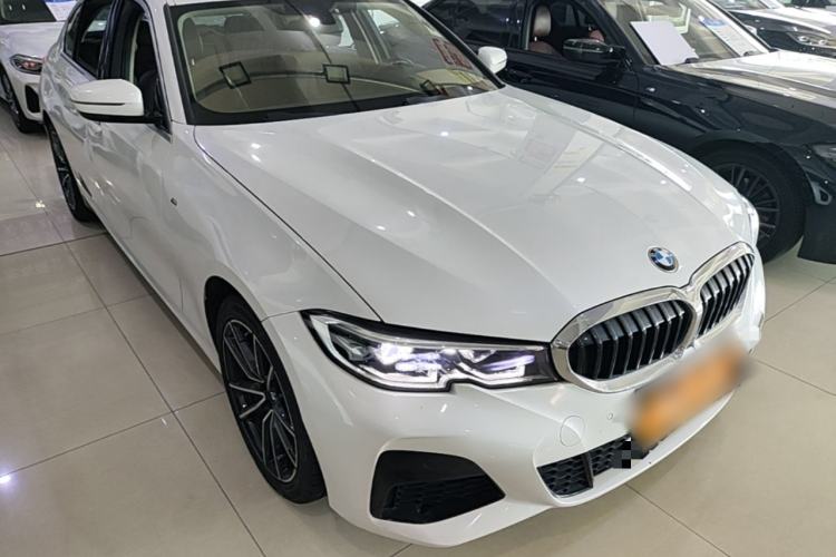 Used BMW 3 Series 2022 Restyled 320Li M Sport Package Front Right 45 Deg