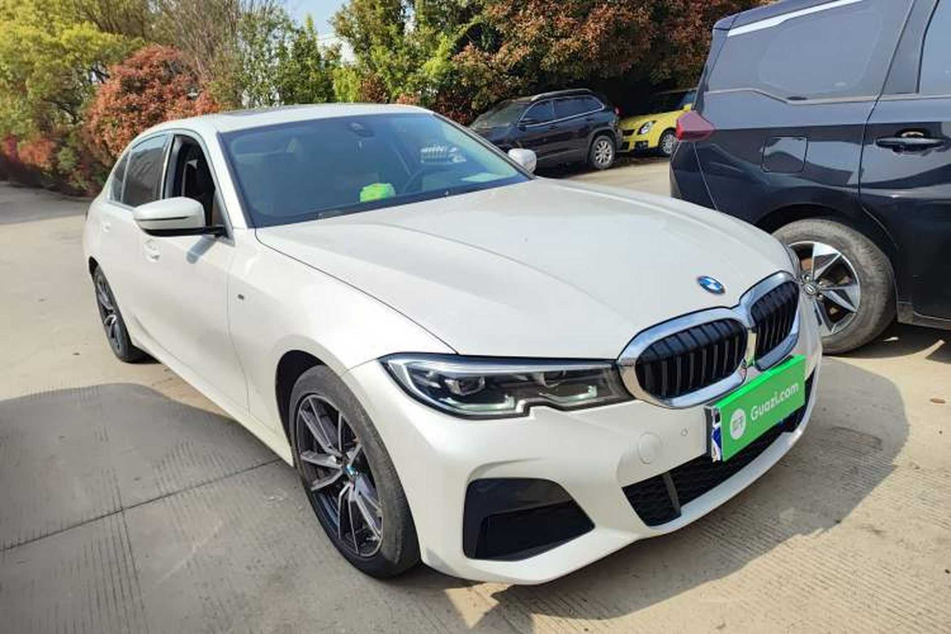 Used BMW 3 Series 2022 325Li M Sport Package Front Right 45 Deg