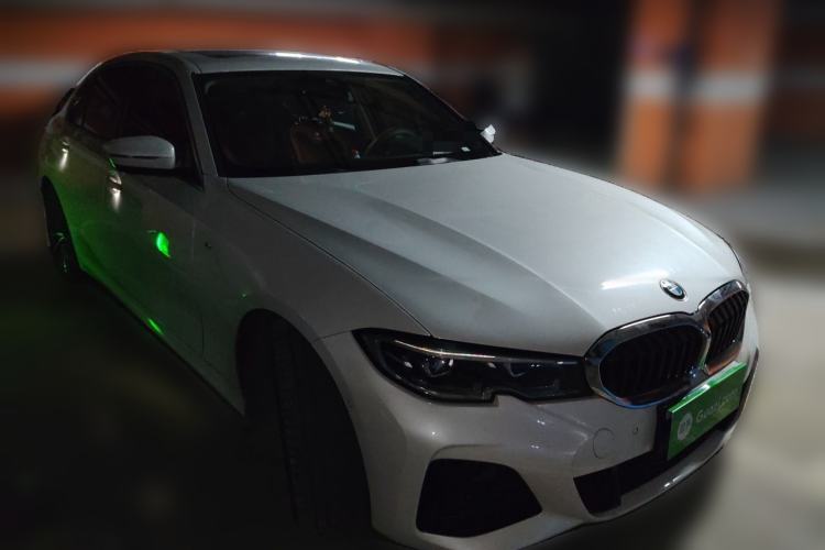 Used BMW 3 Series 2022 325Li M Sport Package Front Right 45 Deg