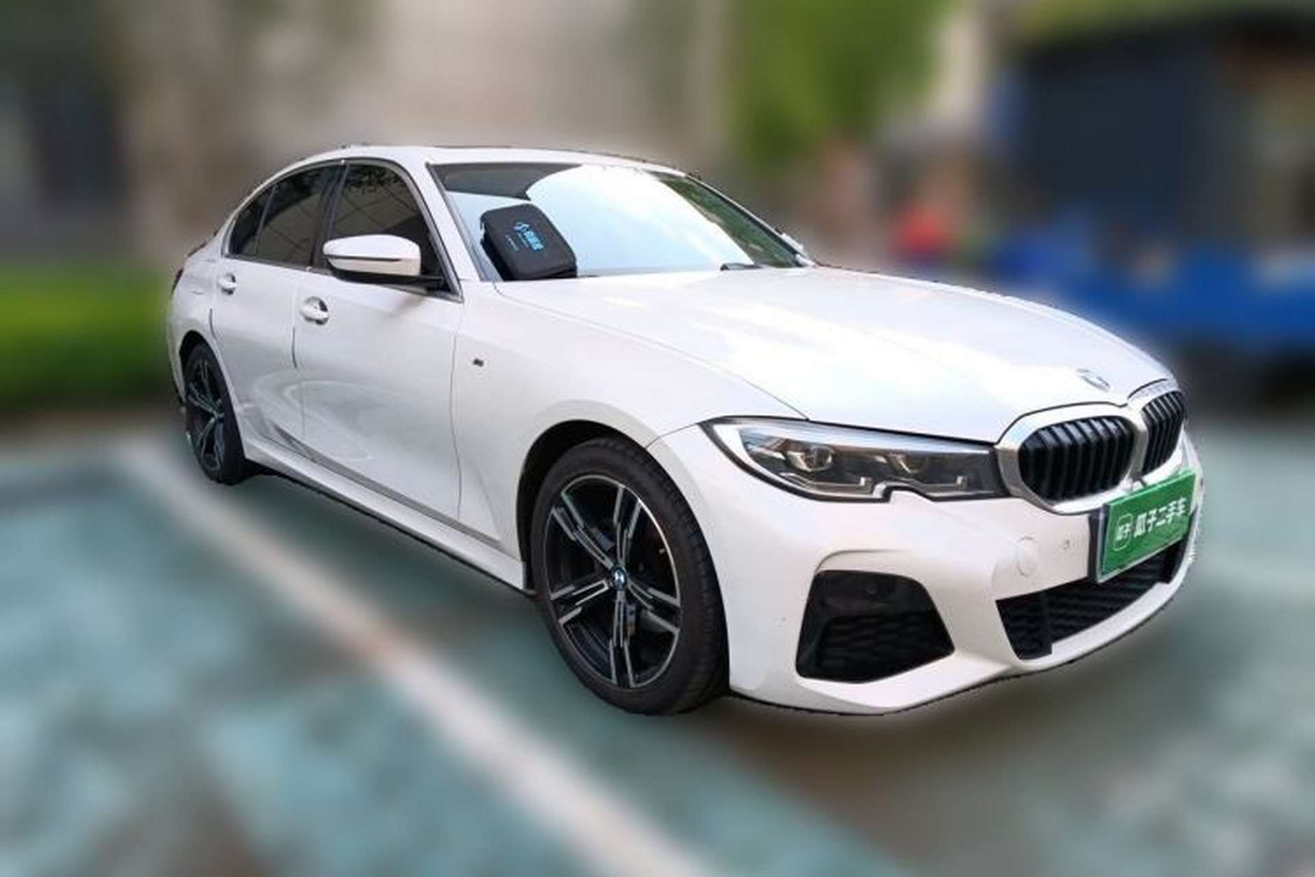 Used BMW 3 Series 2022 325i M Sport Package Front Right 45 Deg