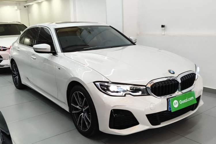 Used BMW 3 Series 2022 Updated 325Li M Sport Package Front Right 45 Deg