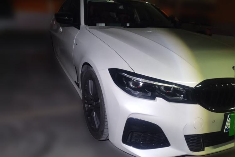 Used BMW 3 Series 2022 325i M Sport Night Edition Package Front Right 45 Deg