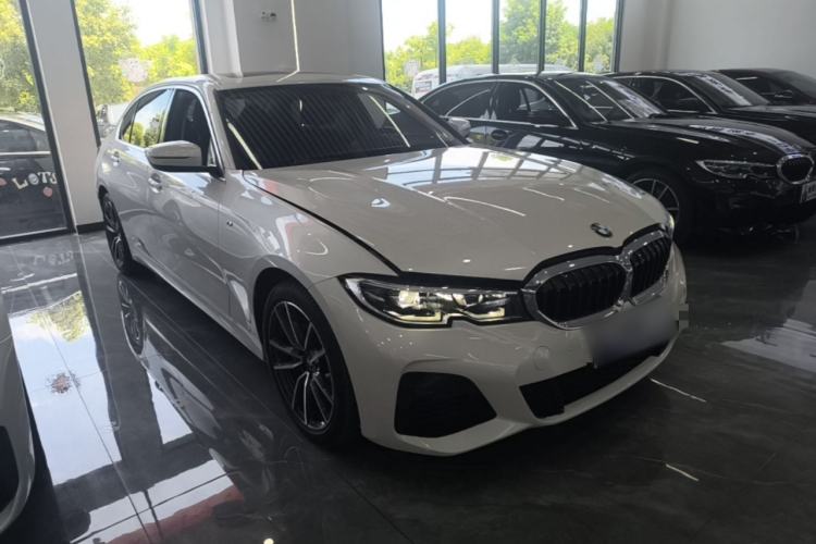 Used BMW 3 Series 2022 Updated 325Li M Sport Package Front Right 45 Deg