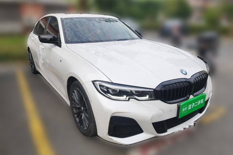 Used BMW 3 Series 2022 325Li M Sport Night Edition Package Front Right 45 Deg
