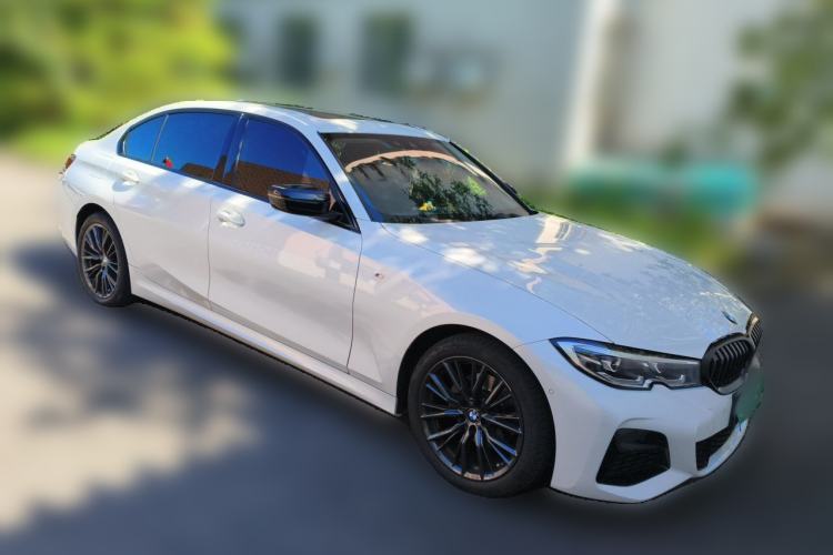 Used BMW 3 Series 2022 325Li M Sport Night Edition Package Front Right 45 Deg