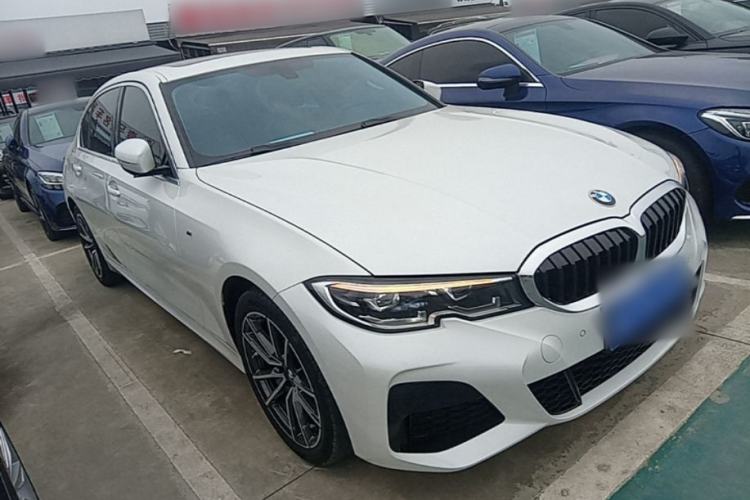 Used BMW 3 Series 2022 Restyled 320Li M Sport Package Front Right 45 Deg