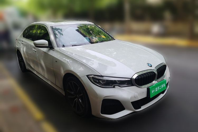 Used BMW 3 Series 2022 Updated 325Li M Sport Package Front Right 45 Deg