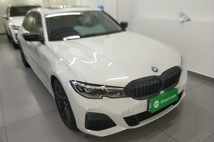 Used BMW 3 Series 2022 Restyled 325Li M Sport Night Edition Package Front Right 45 Deg