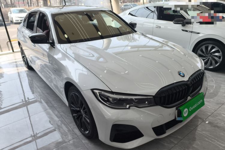 Used BMW 3 Series 2022 Restyled 325Li M Sport Night Edition Package Front Right 45 Deg