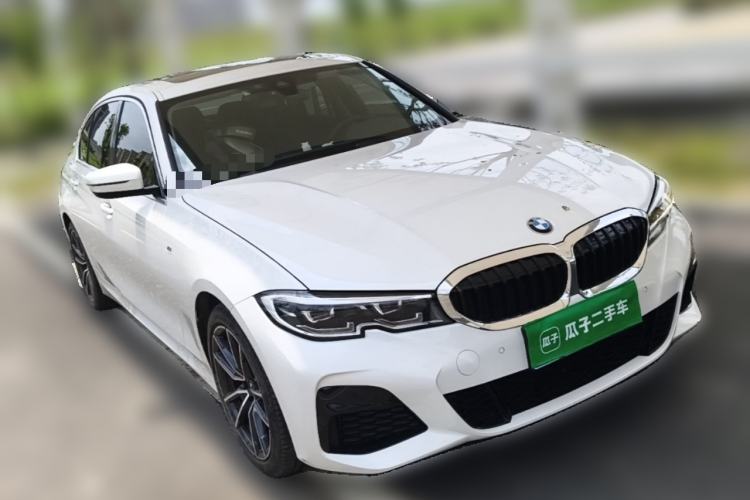 Used BMW 3 Series 2022 325Li M Sport Package Front Right 45 Deg
