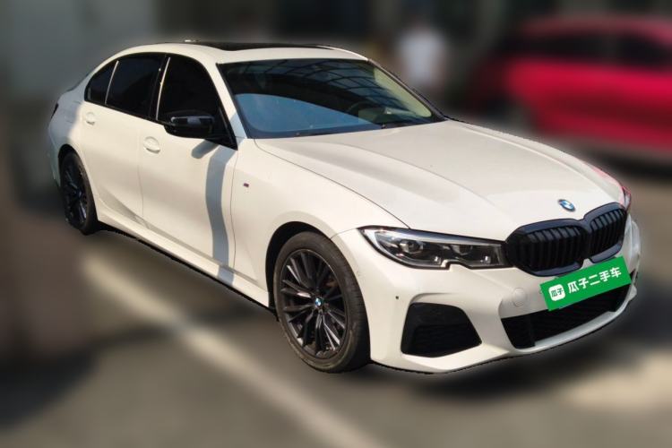 Used BMW 3 Series 2022 325Li M Sport Night Edition Package Front Right 45 Deg