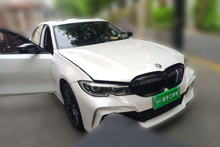 Used BMW 3 Series 2022 325Li M Sport Night Edition Package Front Right 45 Deg